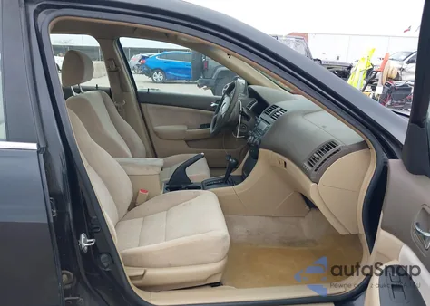 2003 Honda Accord 2.4 Lx z USA, uszkodzony, nr VIN JHMCM56363C011652